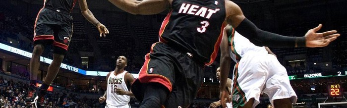 开云首页入口-韦德：我当年主动给詹姆斯让位！希望詹姆斯带我们夺冠！|德维恩·韦德|热火|奥尼尔|运动员发声|沙奎尔-奥尼尔_新浪体育_新浪新闻