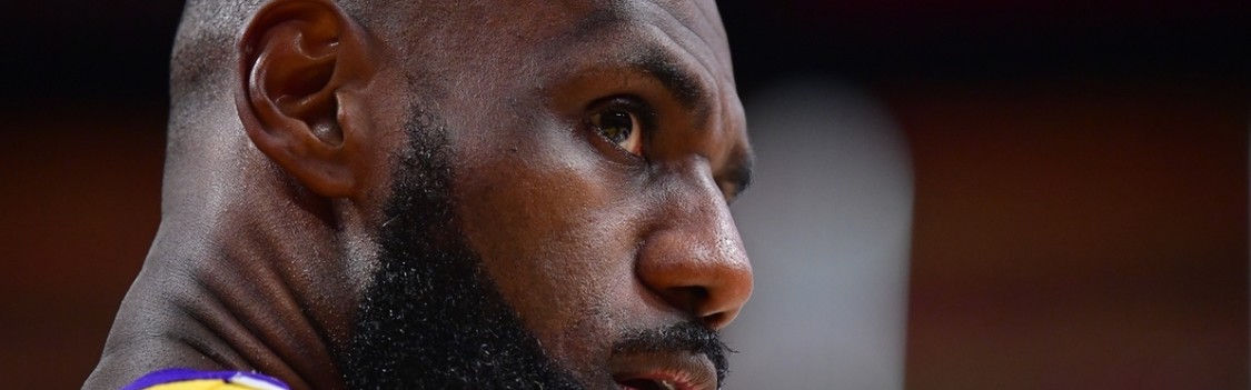 开云平台中国-对手教练：詹姆斯太不可思议！我41岁只是执教完背靠背都有点累！